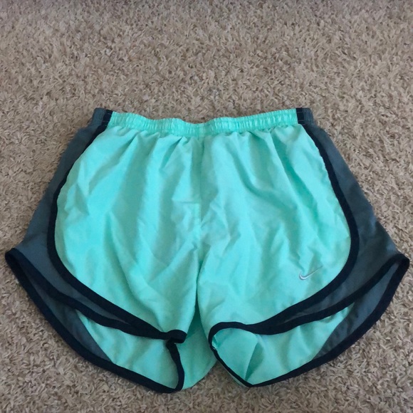Green Nike Shorts - Picture 1 of 1